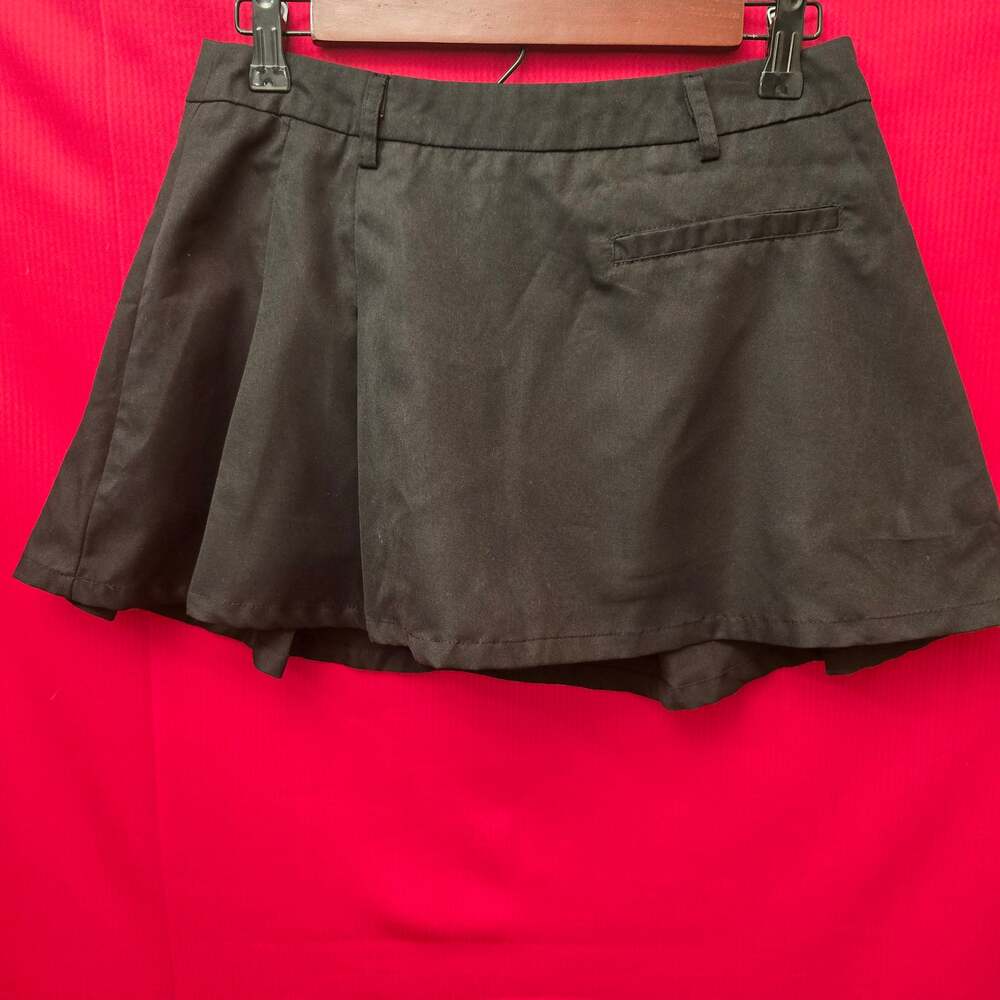 Princess Polly Black Pleated Mini Skort US 2 AU 6 NWOT Y2K Preppy Chic